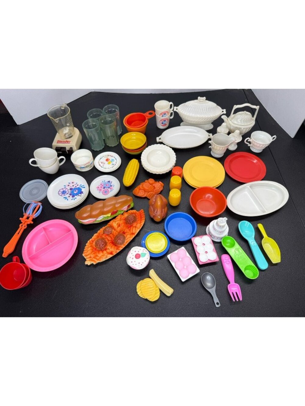 Large Lot Vintage Kids Pretend Plastic Dishes Play Food Mixed Brand Tupperware